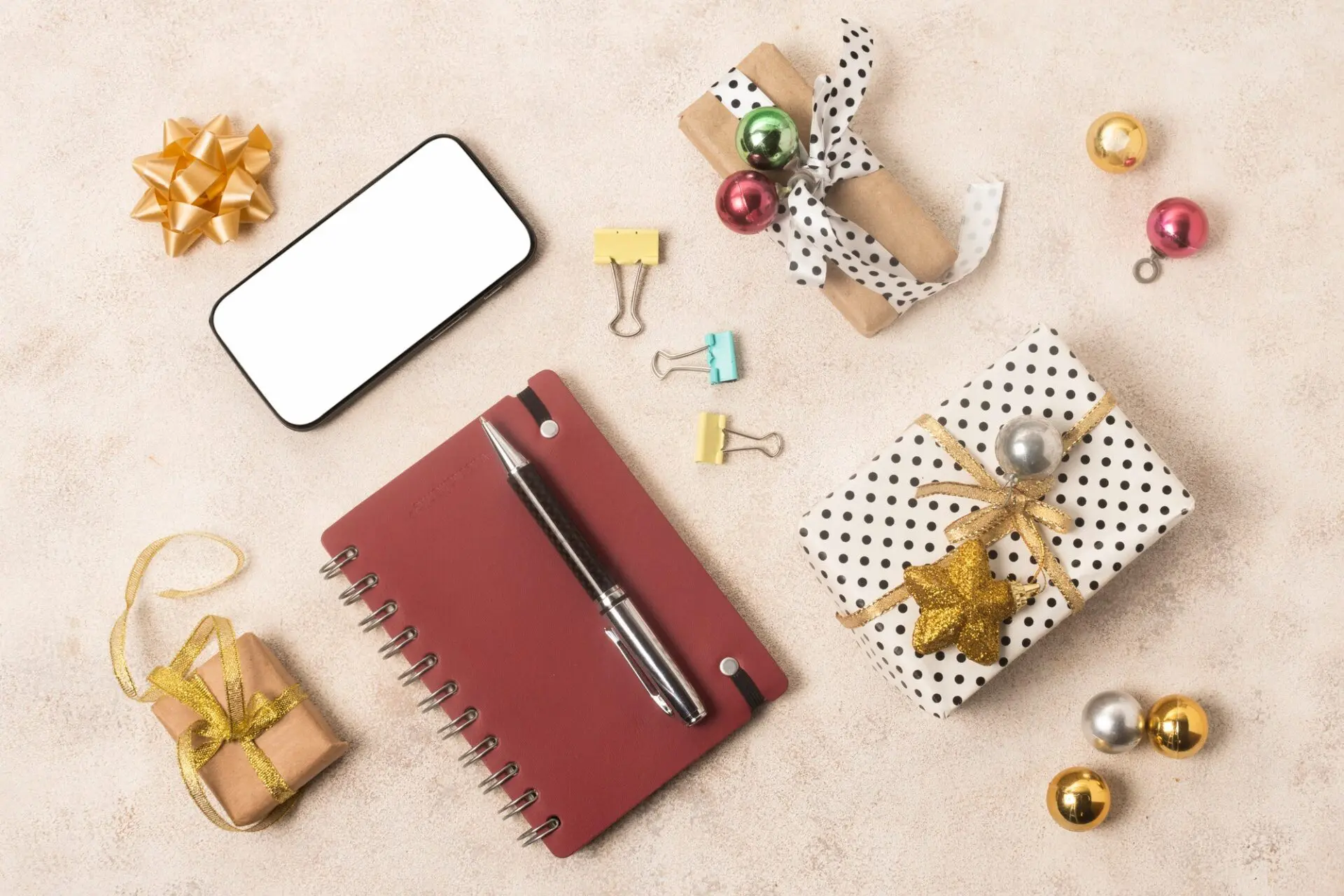 10 Trendy Corporate Gift Ideas to Impress Your Clients